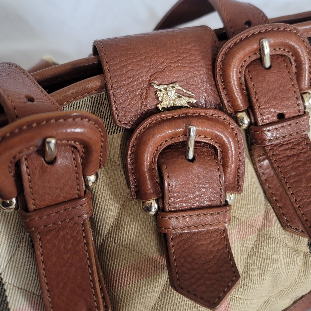 Authentic Burberry Brown Quilted House Check Fabric Tote - Picture 3 of 11